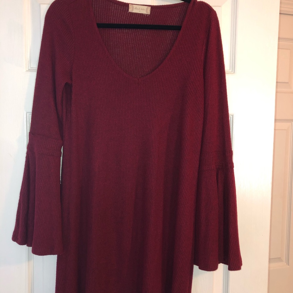 ❤️ Altar’d state maroon ribbed long sleeve dress